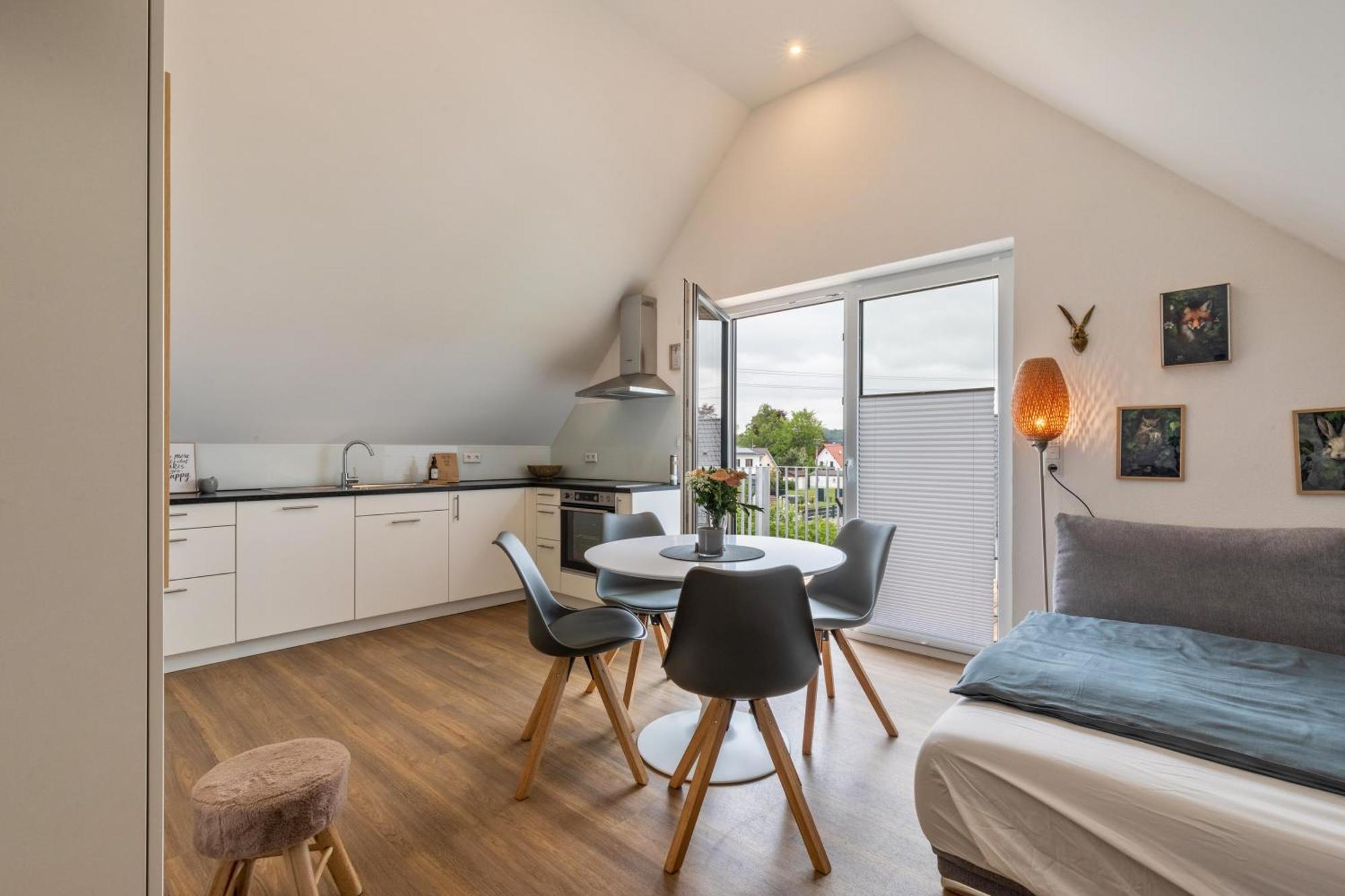 גונצבורג Studio 6 Parkside Apartments מראה חיצוני תמונה