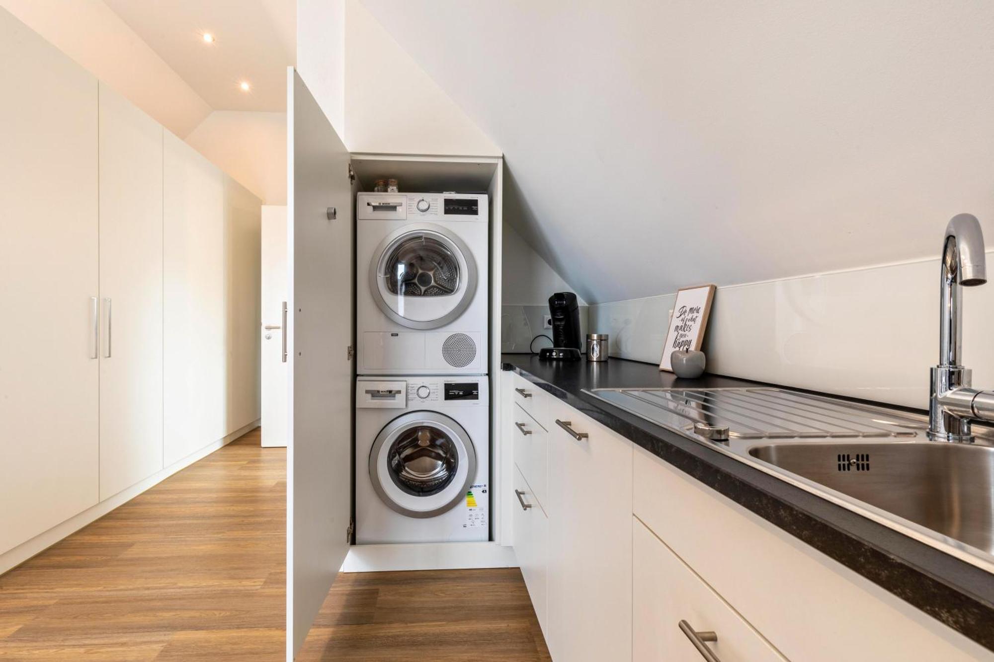 גונצבורג Studio 6 Parkside Apartments מראה חיצוני תמונה